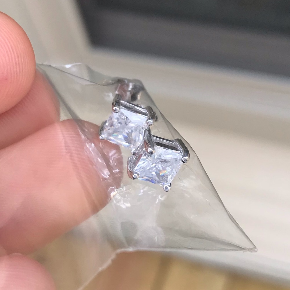 925 Silver Square Cut CZ Diamond Earrings - Picture 7 of 7